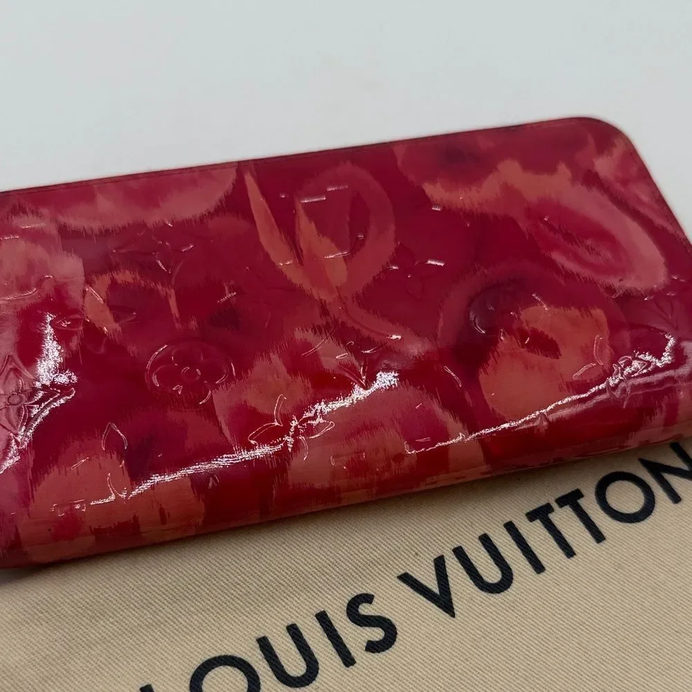 Louis Vuitton Vernis Zippy Wallet Red Patent Leather Monogram